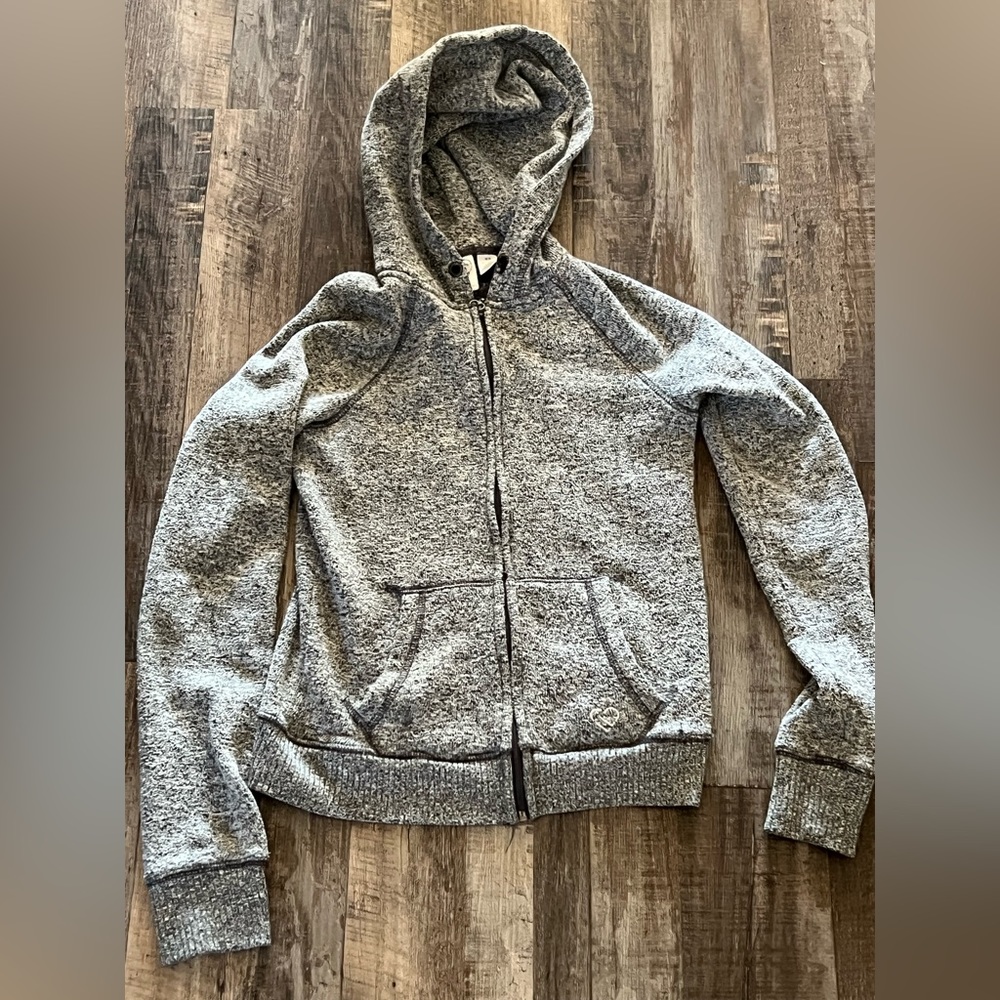 Live love dream sweater/hoodie size medium